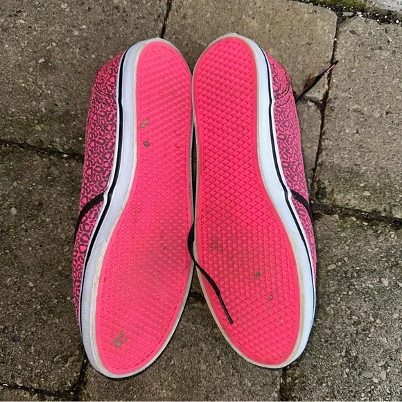 Vans Women's Pink Leopard Sneakers - Picture 4 of 5